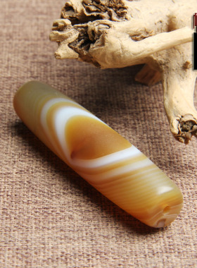 天然缠丝玛瑙天眼天珠吊坠