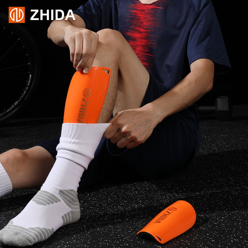 ZHIDA制达专业成人足球护腿板儿童超轻薄防撞护胫轻便插板护脚板-图1