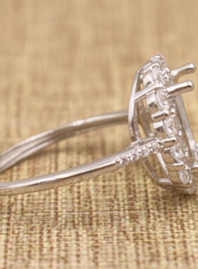 长方形925银戴妃款戒指空托围锆代裸石镶嵌18k金戒指空托活口