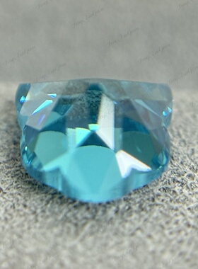【招财猫】7*7MM海蓝色猫头异形小众尖底高碳钻人造合成锆石新品
