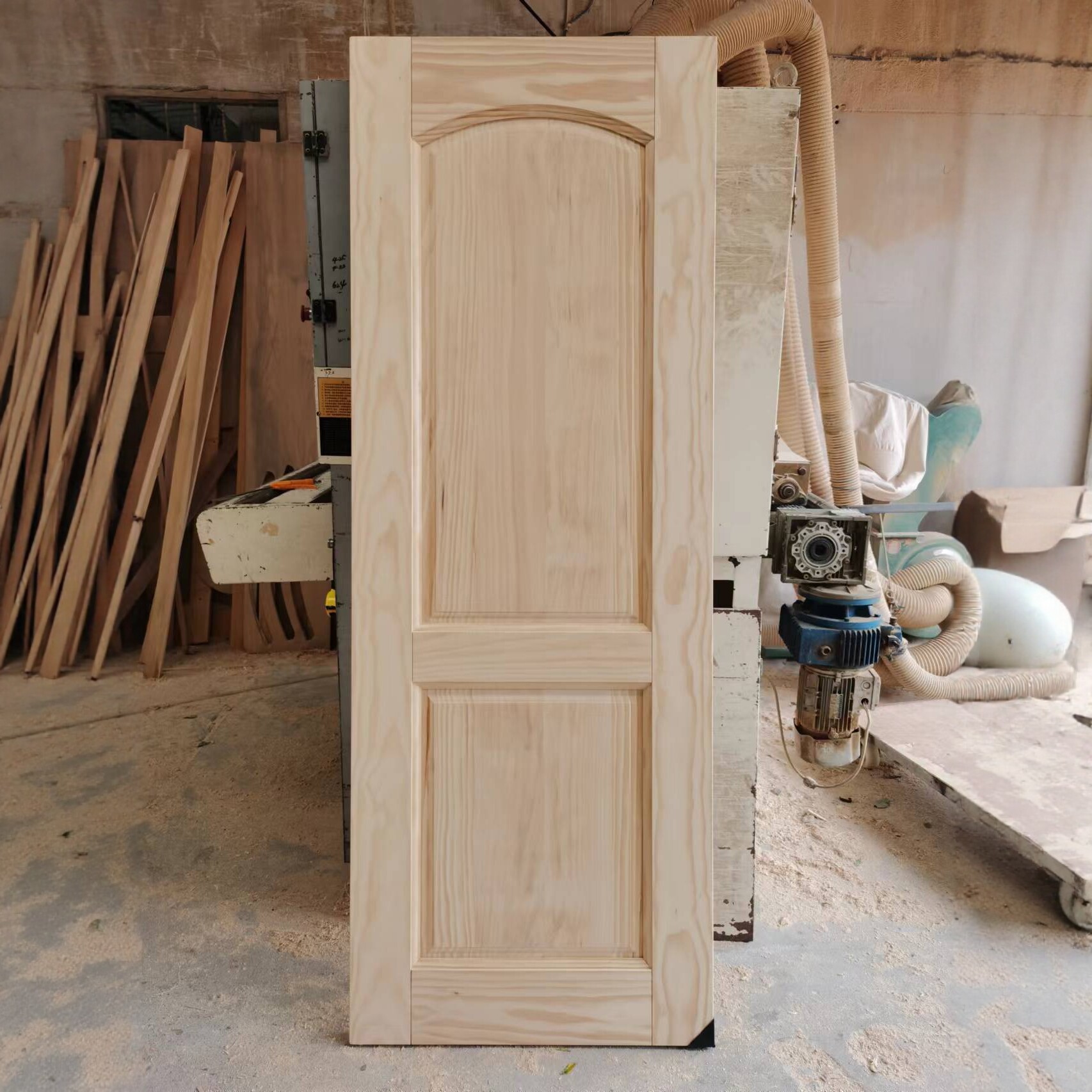 New Zealand pine door red oak door cherry wood door ash wood door solid wood door bedroom door interior door