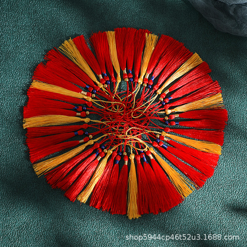 中国结流苏吊穗结婚喜糖盒装饰书签伴手礼盒挂饰婚庆用品大全 - 图2