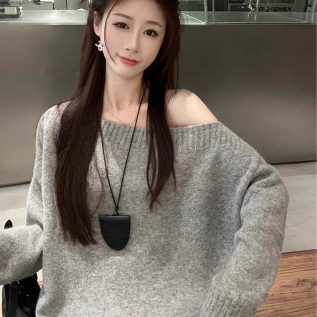 Korean style lazy style off-shoulder pullover sweater for women