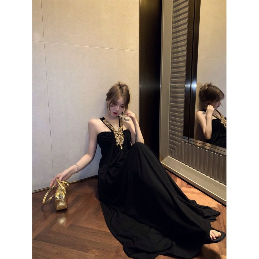 气质千金黑色挂脖吊带礼服裙连衣裙女装夏季重工A字裙长款裙子,淘宝优惠券,粉丝福利购,淘宝优惠卷
