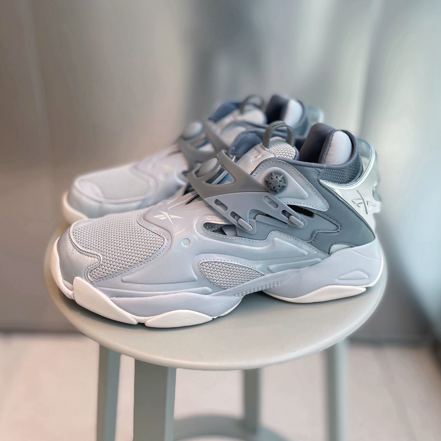 锐步REEBOK PUMP COURT黑白涂鸦男女运动减震跑鞋 FW7826-图2