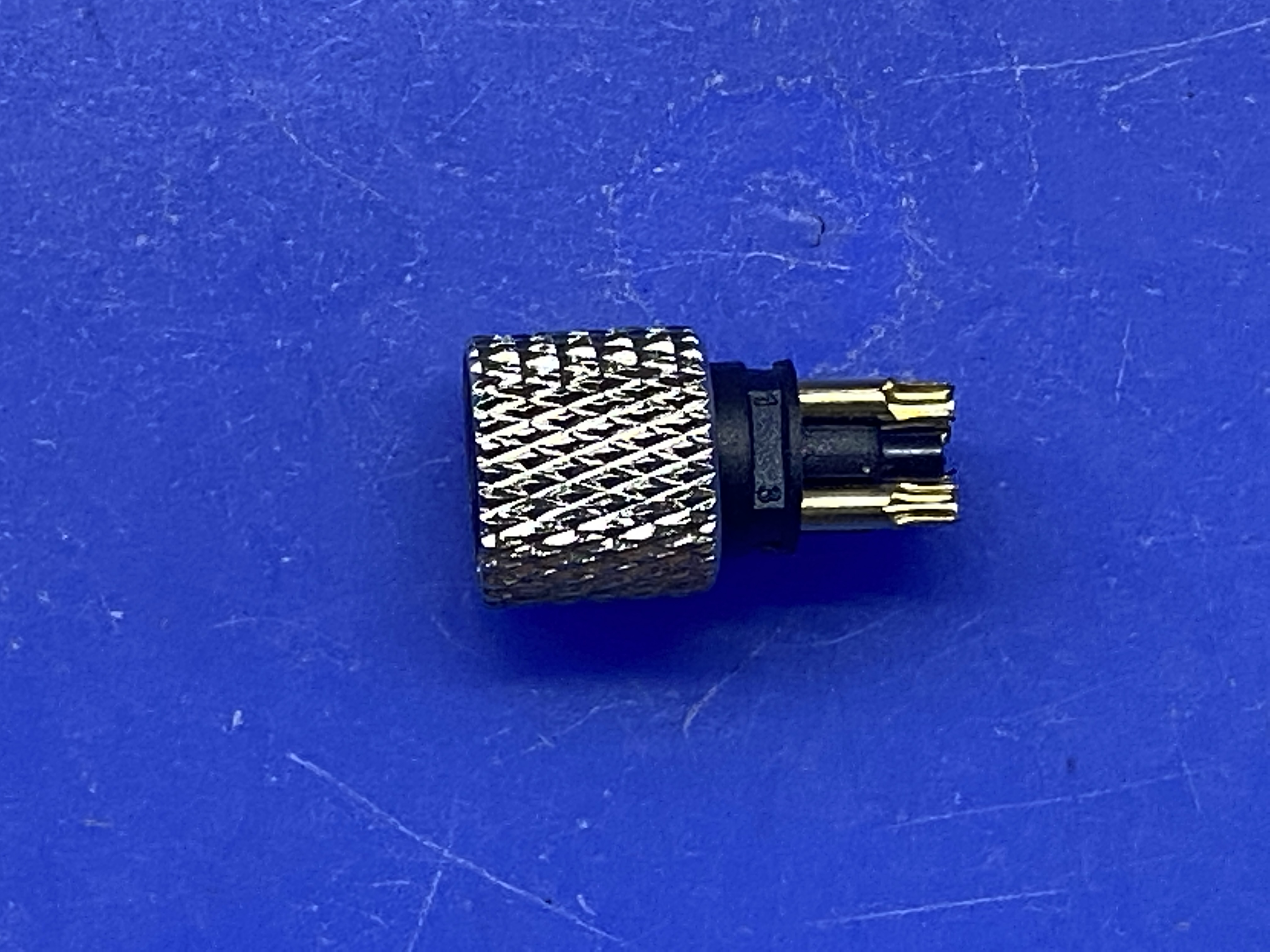 厂家供应M8-4P防水公母头 信号线防水插头 M8汽车圆型连接器 - 图1