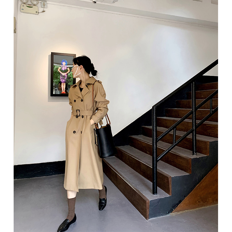 有品位女姓必入好料 级风衣暗哑光泽面料不入定会后悔 Ding 普门 XUS 有品位女姓必入好料 级风衣暗哑光泽面料不入定会后悔 Ding 普门 XUS