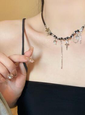 银色锆石星皮革流苏项链冷