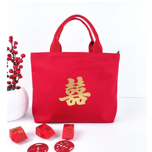 Красная вместительная и большая льняная сумка для матери