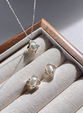 s925纯银淡水珍珠不规则项链女ins小众设计通勤风方形熔岩锁骨链