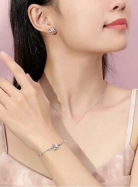 原创莲花花朵项链女春夏新款ins森系小清新田园风锁骨链纯银