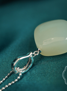 观檀 晴水和田玉方糖吊坠配s925银扣头坠链方糖多样化发一