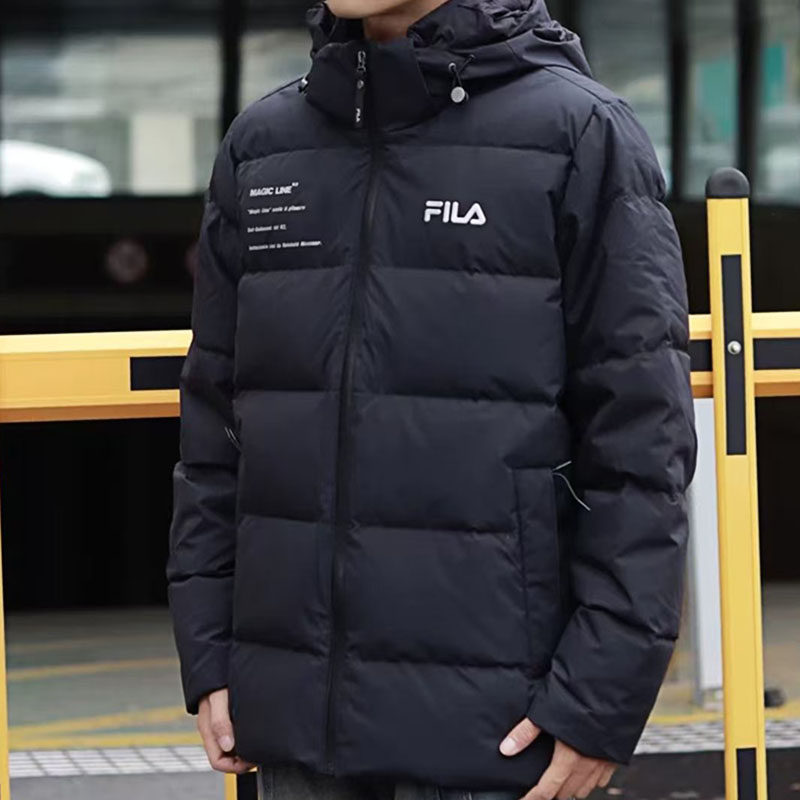 FILA斐乐男子羽绒服短款冬季运动外套鸭绒连帽时尚保暖加厚男上衣,淘宝优惠券,粉丝福利购,淘宝优惠卷