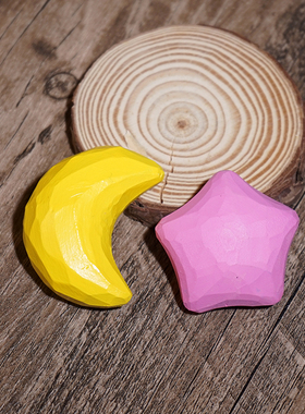 “星星和月亮送给你~”手工木雕