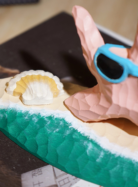 “夏威夷海滩”手工木雕小摆件