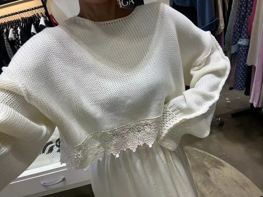 韩国东大门2024秋装设计感拼接蕾丝针织衫女喇叭袖宽松短款毛衣,淘宝优惠券,粉丝福利购,淘宝优惠卷