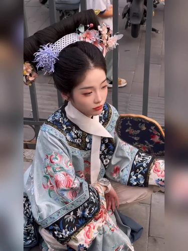 古装旗袍清代女装汉服清朝氅衣旗装格格服装新中式倒大袖连衣裙子 - 图1