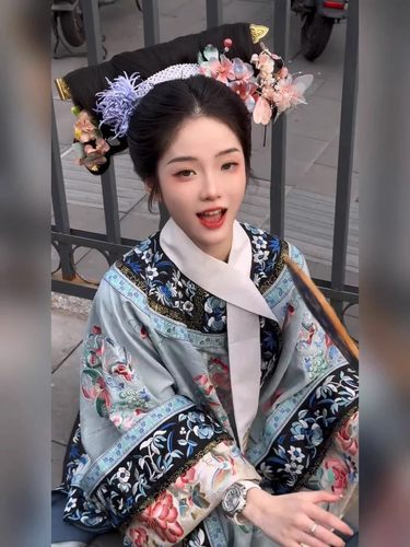 古装旗袍清代女装汉服清朝氅衣旗装格格服装新中式倒大袖连衣裙子 - 图2
