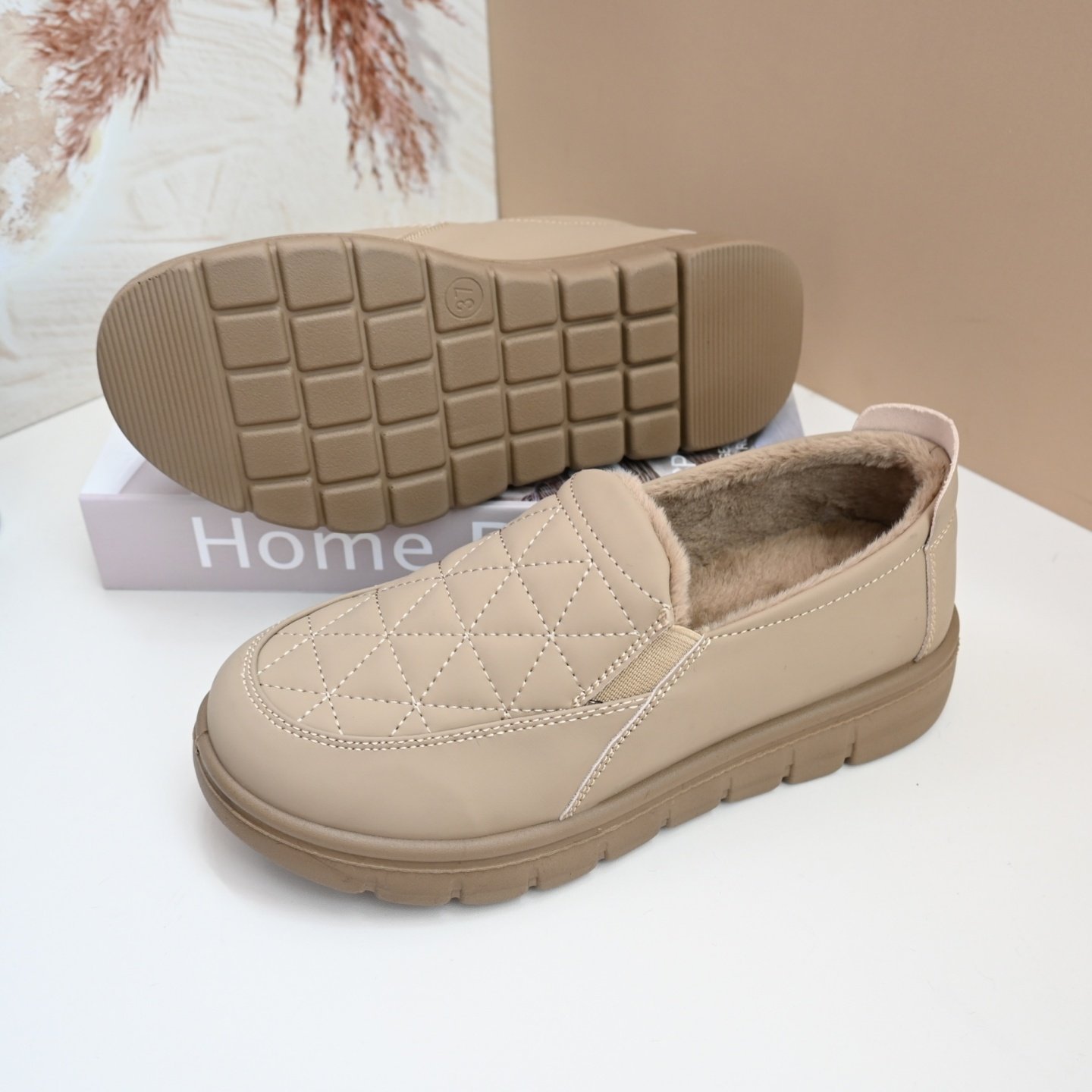 25冬季老北京薄绒棉鞋女妈妈鞋时尚洋气平底一脚蹬百搭保暖二棉鞋,淘宝优惠券,粉丝福利购,淘宝优惠卷