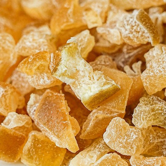 Los ingredientes son pomelo seco y limpio hecho a mano, frutas en conserva agridulces, suaves y glutinosas, bocadillos de celebridades de Internet, etc.