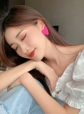 树脂糖果色可爱百搭少女耳钉