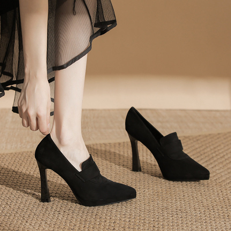 尖头细跟红色绒面婚鞋女10cm气质不累脚防水台伴娘新娘深口单鞋女,淘宝优惠券,粉丝福利购,淘宝优惠卷