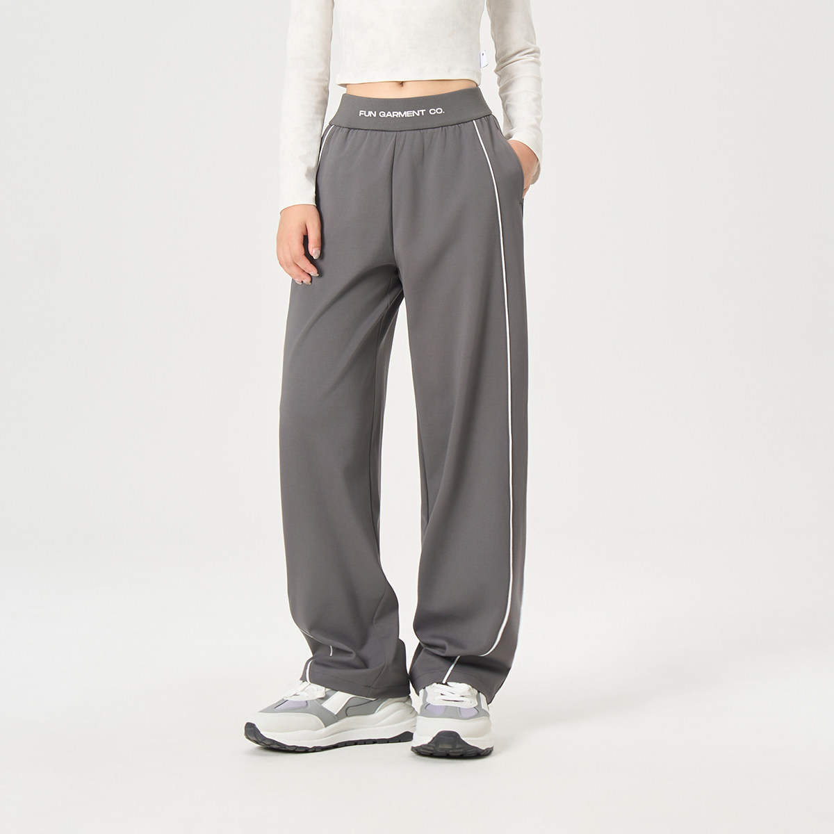 Fun潮牌休闲长裤2025年冬季商场同款时尚运动X-弯刀版针织长裤,淘宝优惠券,粉丝福利购,淘宝优惠卷