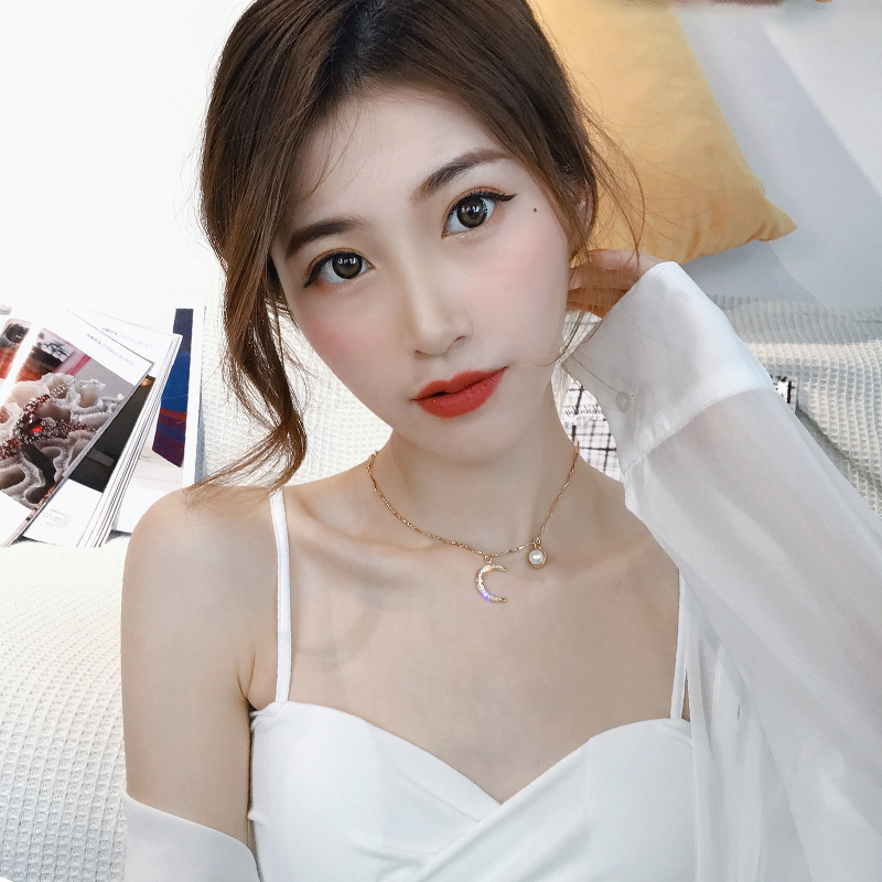 仙女气质金色月亮珍珠吊坠项链女潮网红锁骨链脖子饰品 项圈 choker 仙女气质金色月亮珍珠吊坠项链女潮网红锁骨链脖子饰品 项圈 choker