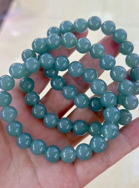 蓝水翡翠色石英质玉手串细腻油润