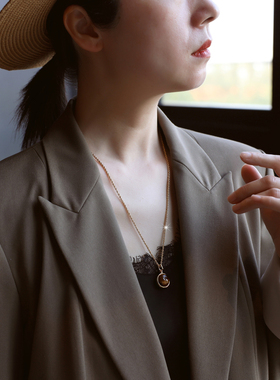 ZOXI高级感虎眼石毛衣链配饰女款