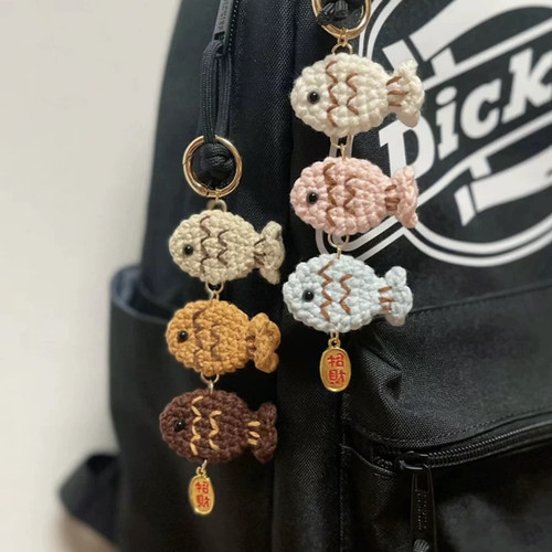 毛线钩针猫猫鱼包挂手工编织DIY材料包自制鲷鱼烧挂件钥匙扣礼物 - 图2