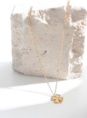 钛钢锁骨链女轻奢小众四叶草项链