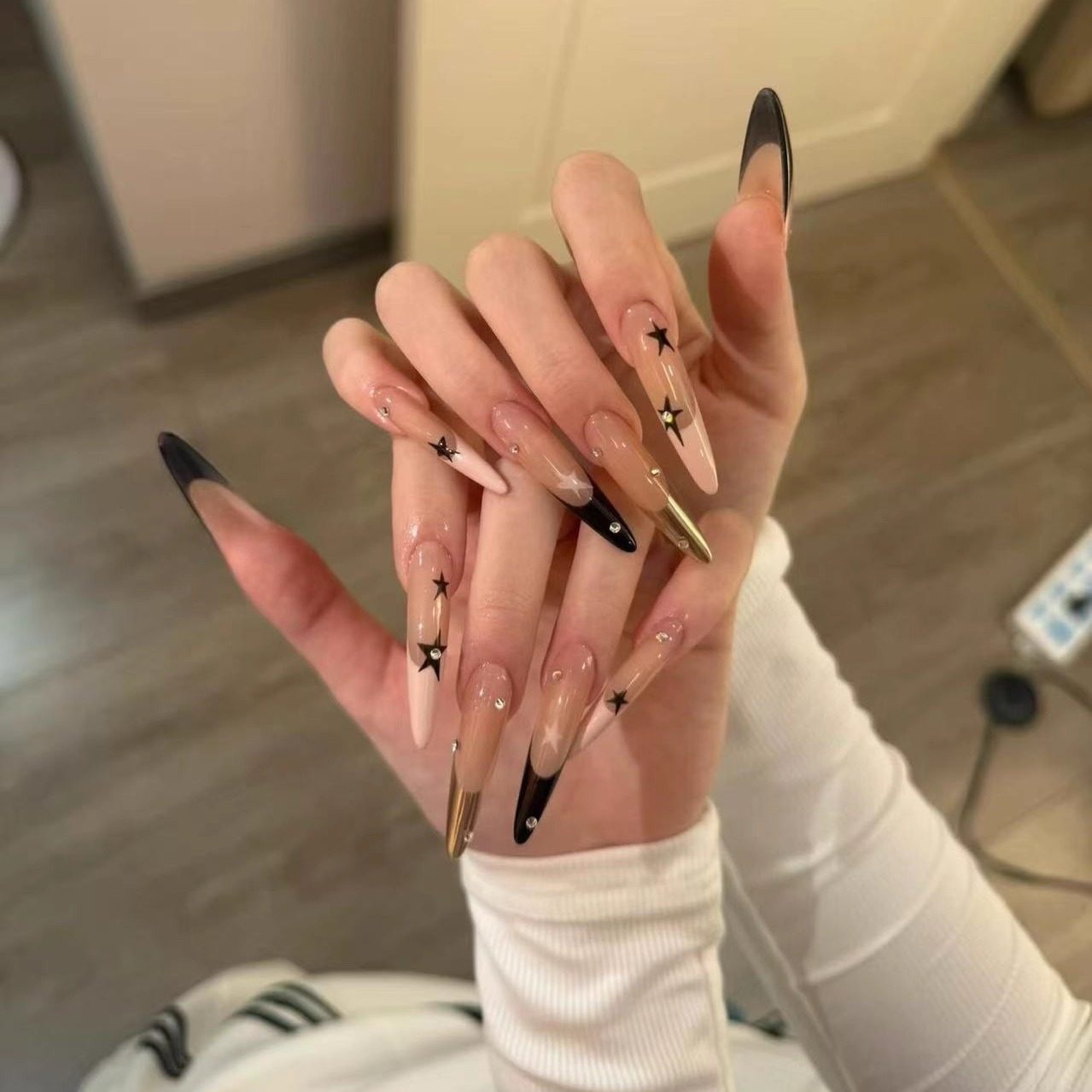 M128四芒甜星甜酷高级黑粉穿戴甲法式星星美甲贴片可拆,淘宝优惠券,粉丝福利购,淘宝优惠卷