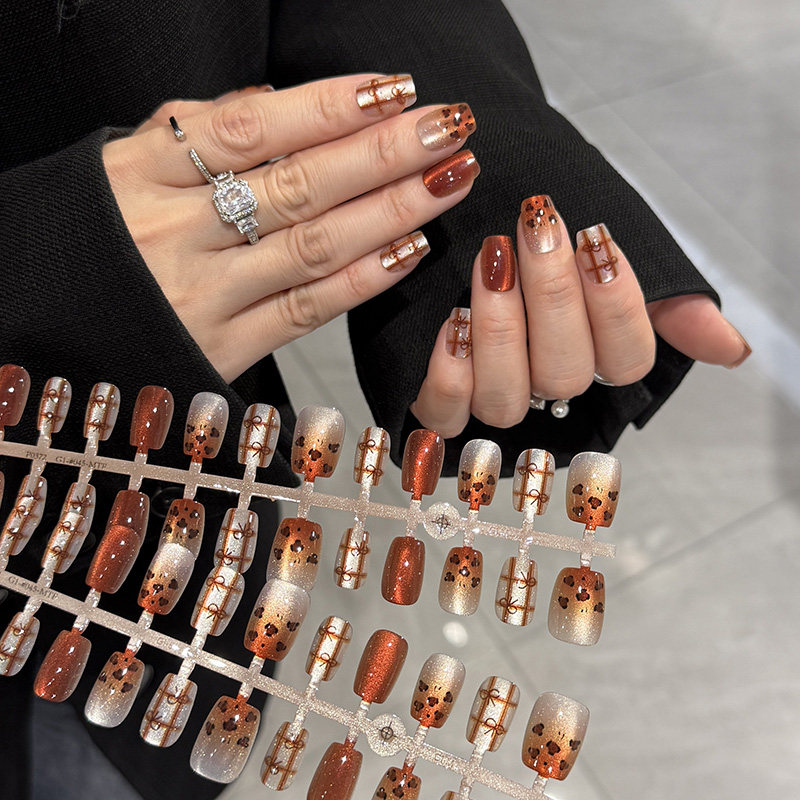 豹纹渐变猫眼穿戴甲成品美拉德格纹卡通短款焦糖美甲贴片可拆卸,淘宝优惠券,粉丝福利购,淘宝优惠卷