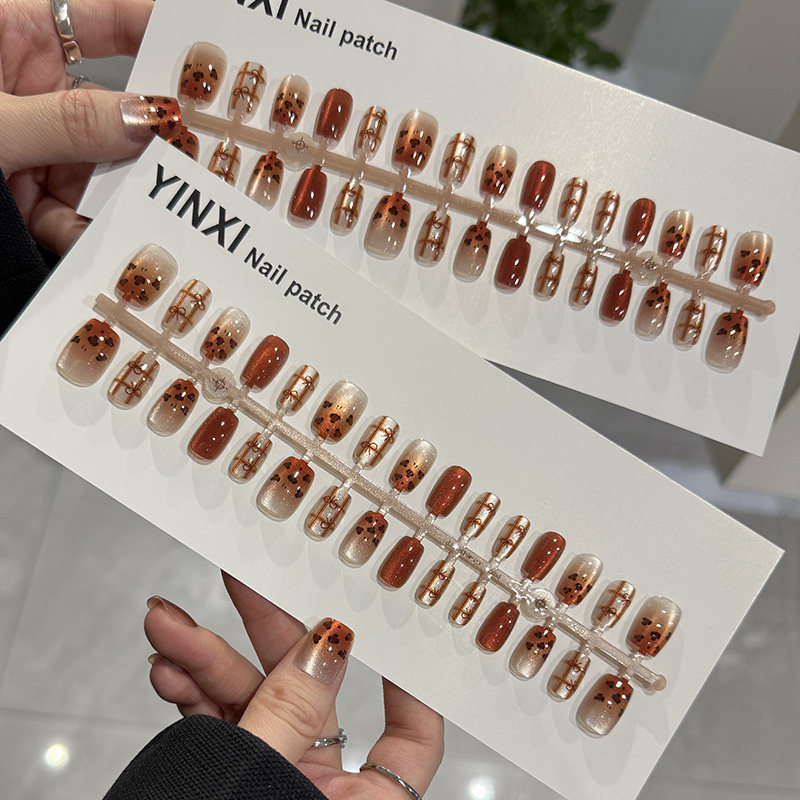 豹纹渐变猫眼穿戴甲成品美拉德格纹卡通短款焦糖美甲贴片可拆卸,淘宝优惠券,粉丝福利购,淘宝优惠卷