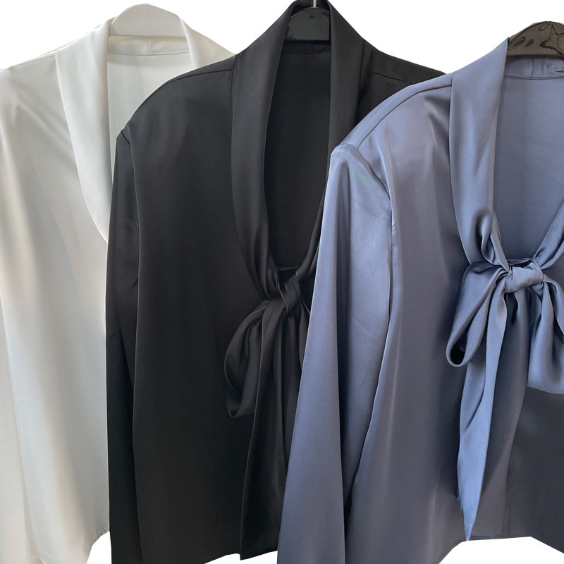 樊樊早安 氛围感飘带温柔双面缎小垫肩衬衫内搭长袖上衣女秋冬季 - 图2