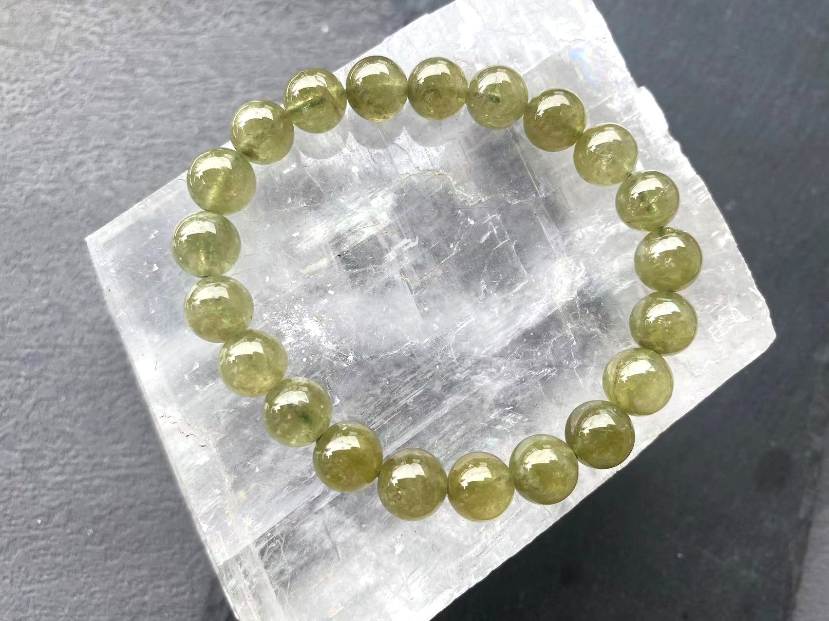 Amber Crystal 天然莎弗莱绿色石榴石手链 深绿浅绿可选 小众宝石