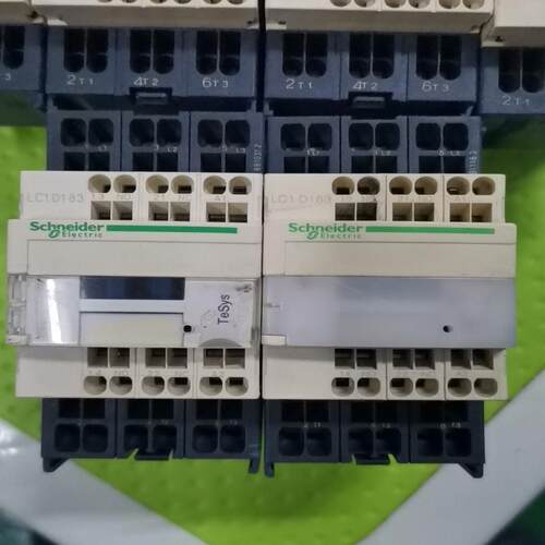 施耐德LC1D093交流接触器220V 备件/咨询 - 图0