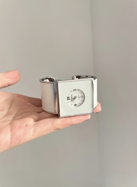 复古白色方形表盘手镯 时尚简约未来感手表手镯男女