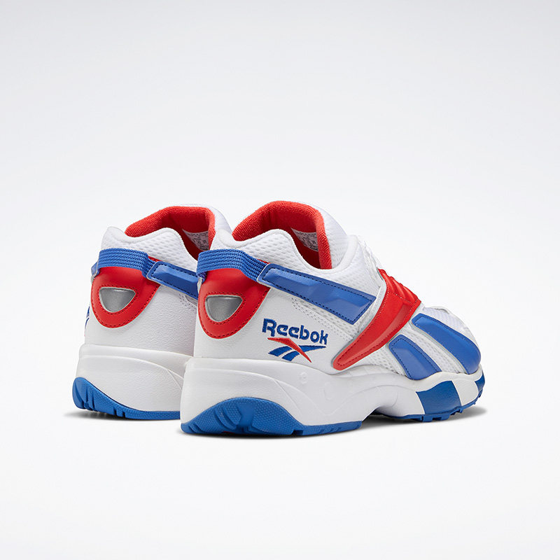  reebok板鞋/休闲鞋
