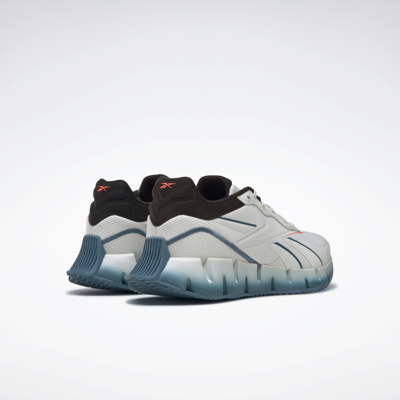  reebok跑步鞋