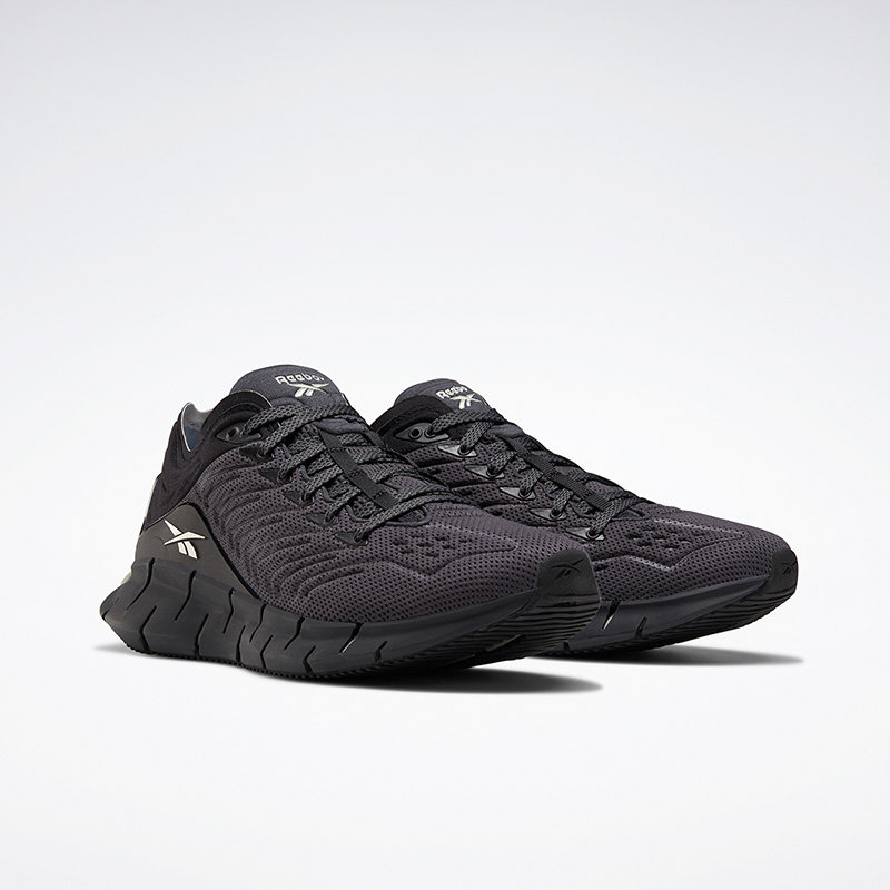  reebok跑步鞋