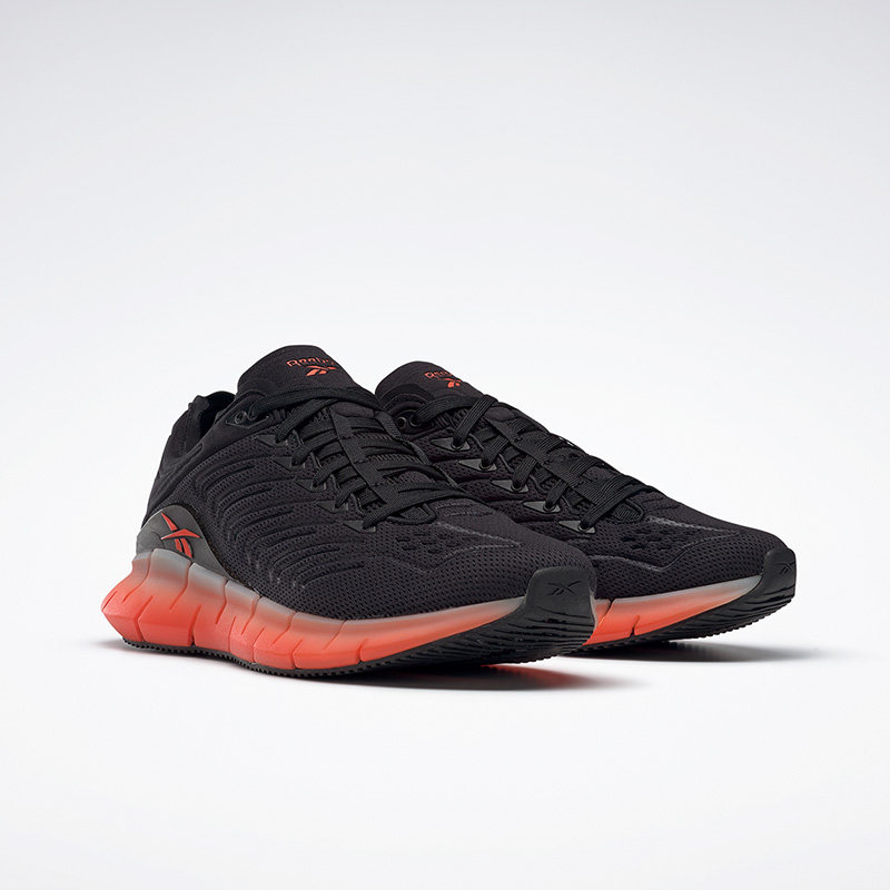  reebok跑步鞋