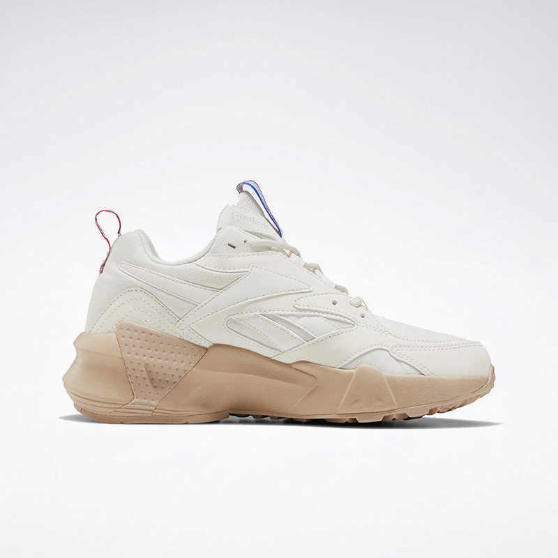  reebok板鞋/休闲鞋