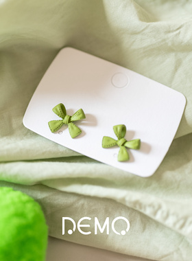 黛墨Demo原创动漫风可爱小蝴蝶结绿色版纯银磨砂质感耳钉