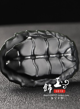 真品和田玉富甲天龟壳下手把件