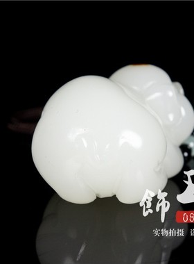 天然玉石生肖猪原石手把件