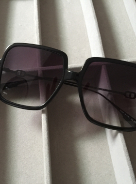 仓库实拍质量超好大框黑色细腿男女太阳眼镜墨镜适合宽大脸150MM