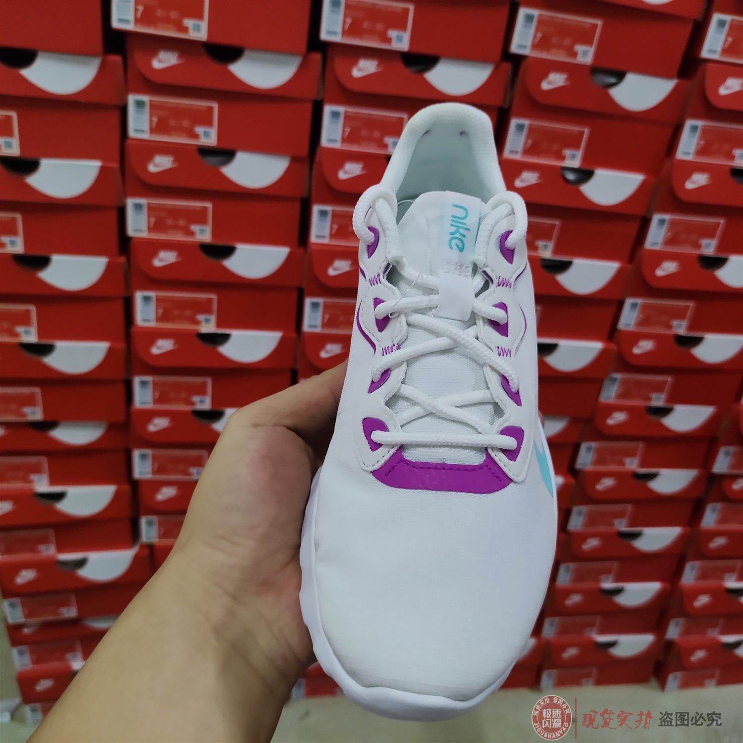 Nike耐克EXPLORE STRADA 女子轻便透气健身休闲跑步鞋 CD7091-101 - 图2