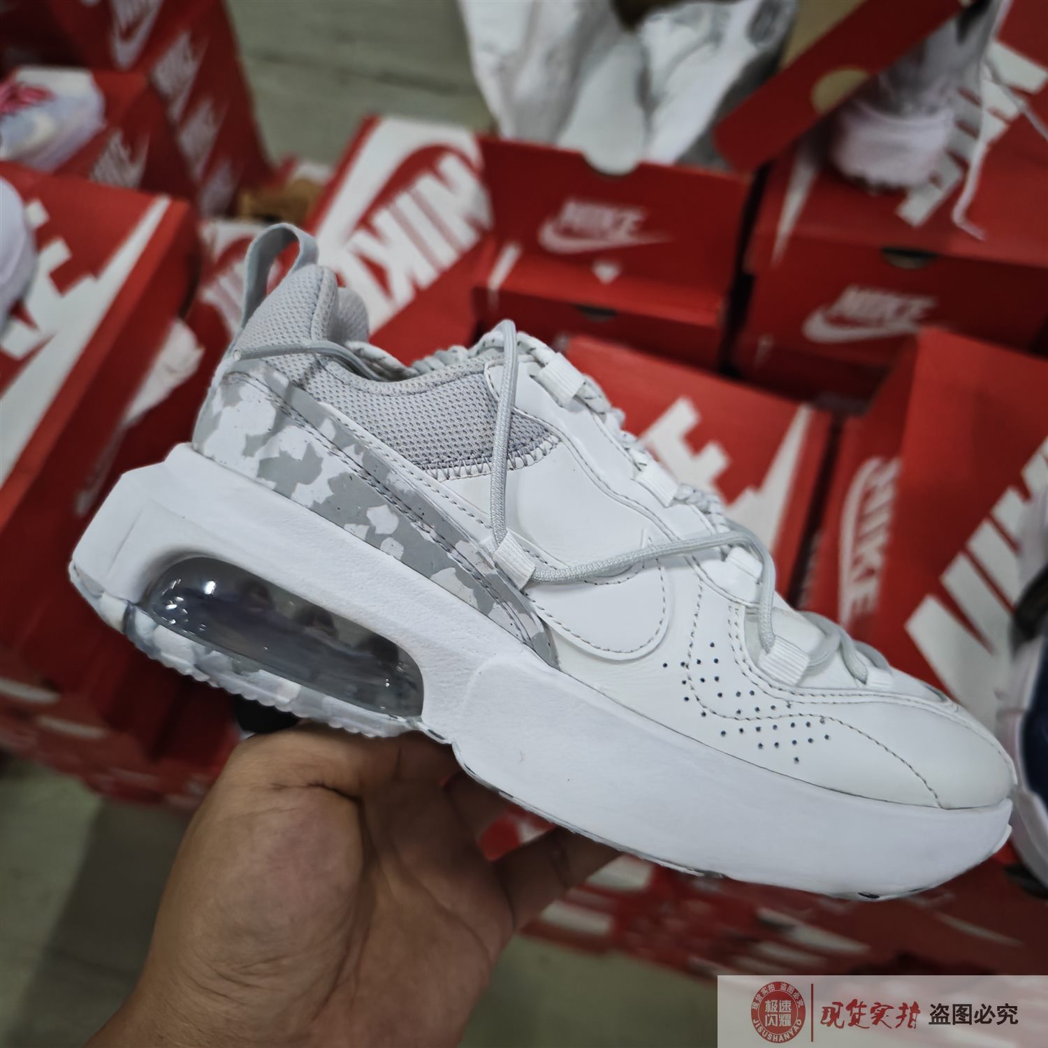 Nike 耐克女鞋春夏新款AIR MAX VIVA休闲运动跑步鞋 DB5269-600 - 图2